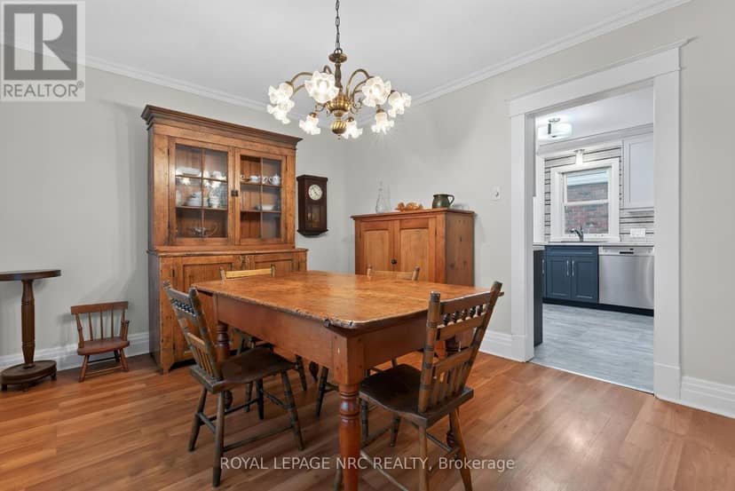 9 Marmora Street — photo 15 of 40