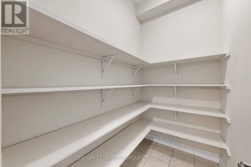 34 Micklefield Avenue — photo 14 of 35