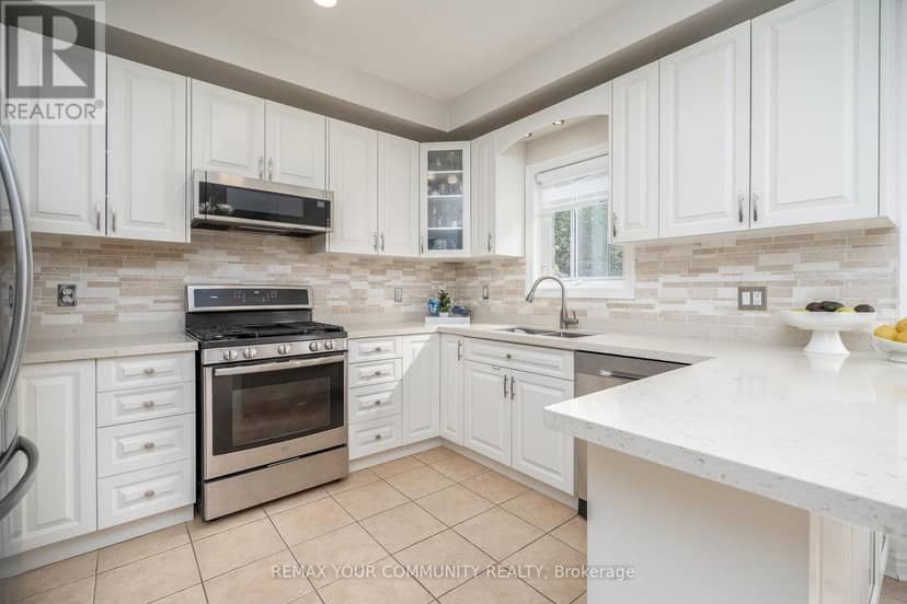 21 Silvercreek Crescent — photo 16 of 40