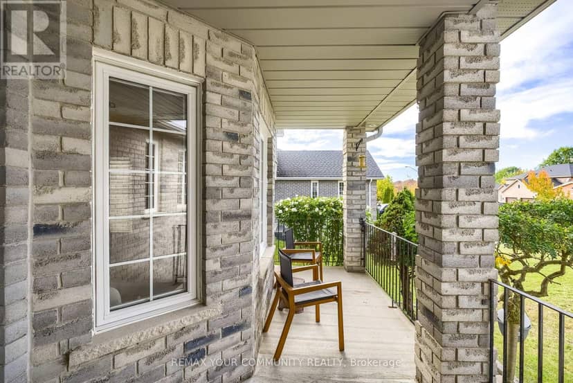 21 Silvercreek Crescent, Barrie, photo 4