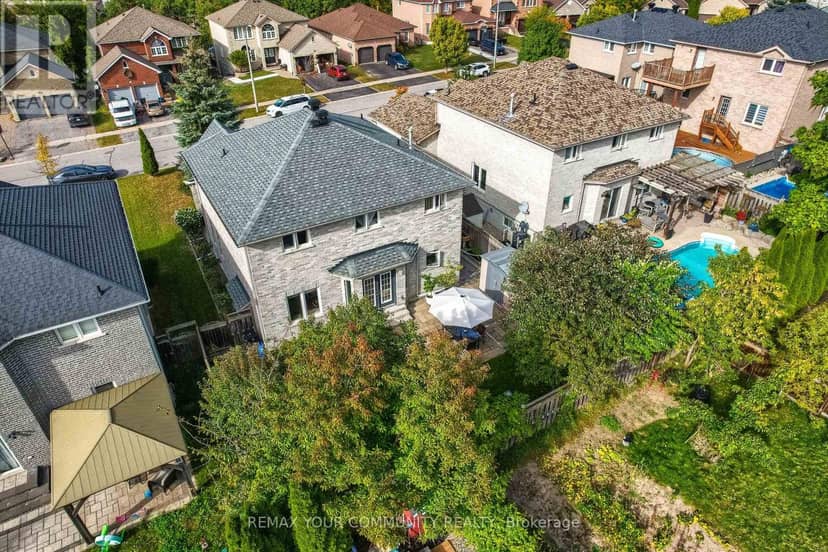 21 Silvercreek Crescent — photo 40 of 40