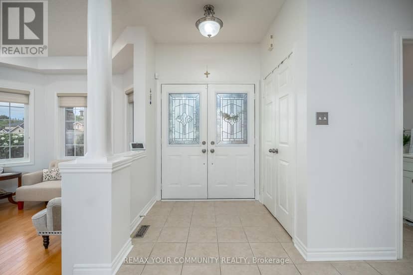 21 Silvercreek Crescent, Barrie, photo 8