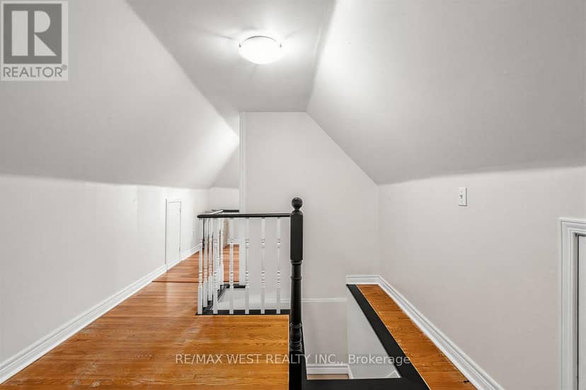 66 Bristol Avenue — photo 22 of 35