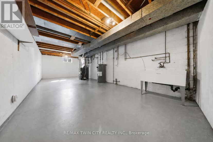 16 Burwell Street — photo 26 of 39