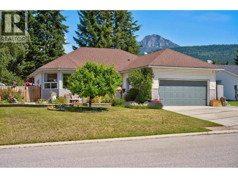 1505 Cedar Street, Golden