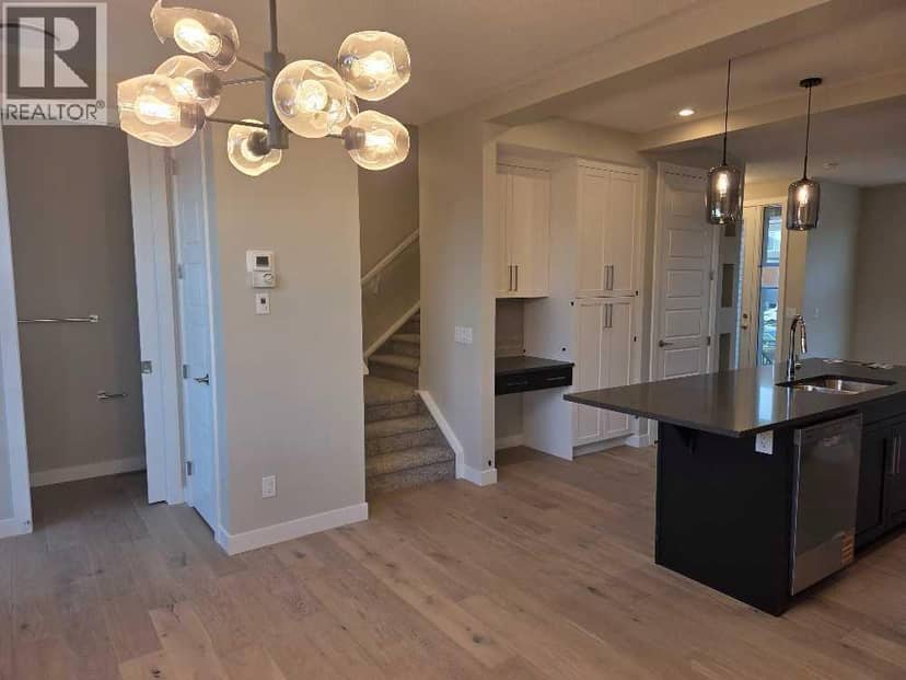 1130 Cobblestone Boulevard SW, Airdrie, photo 4