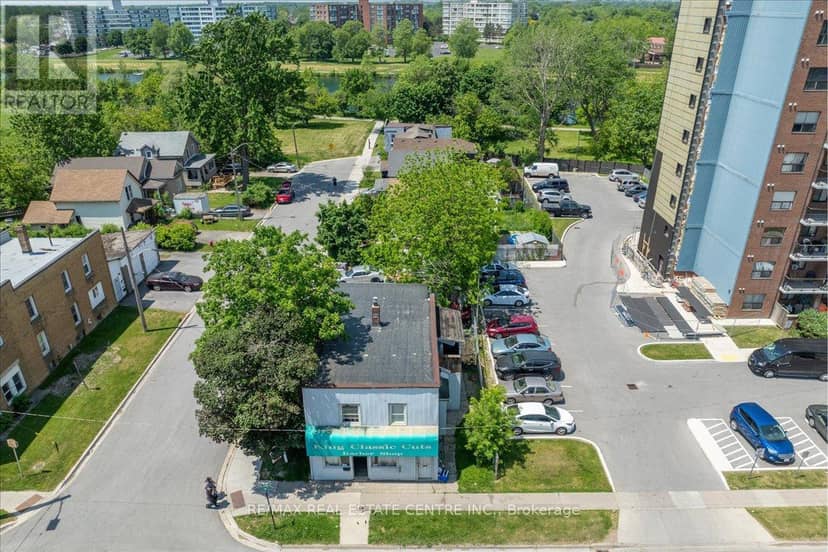 233 King Street — photo 26 of 34