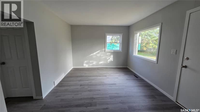 817 98th AVENUE — photo 9 of 14