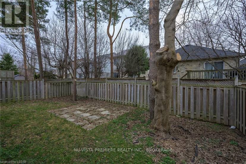 602 Sprucewood Drive — photo 38 of 40