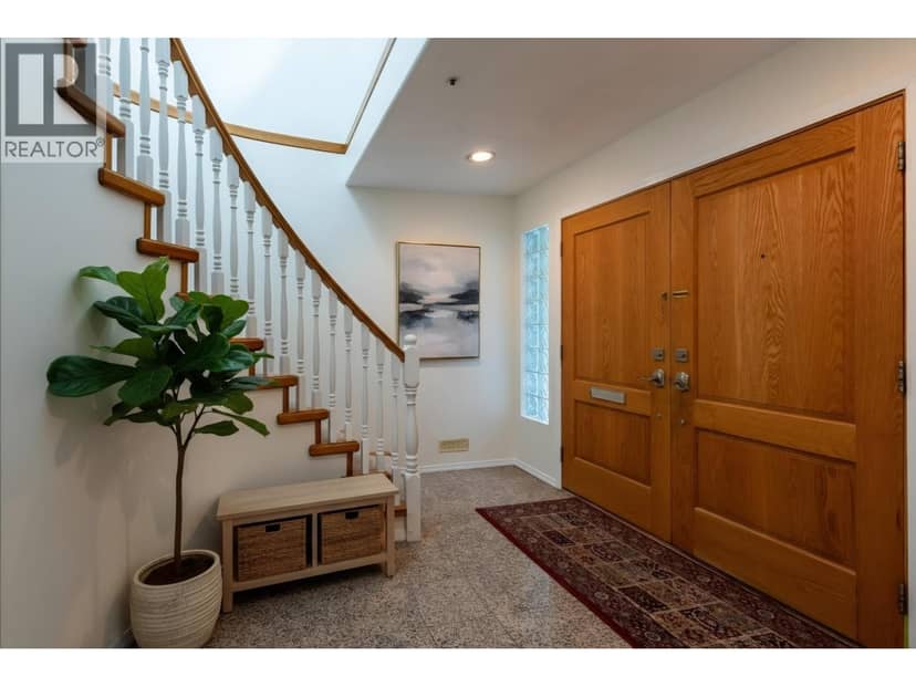 6775 CULLODEN STREET, Vancouver, photo 3