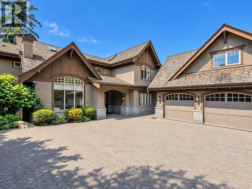 2638 QUEENS AVENUE, West Vancouver