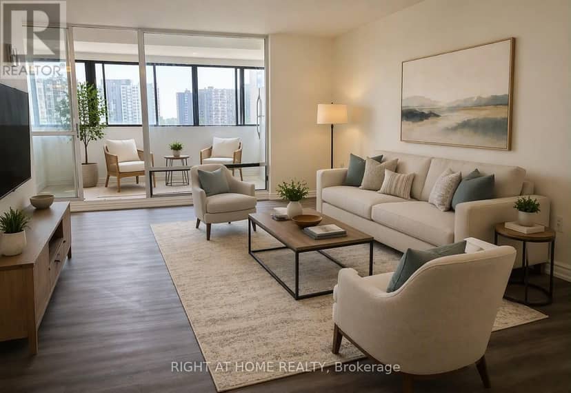 1508 - 5 Massey Square, Toronto, photo 2