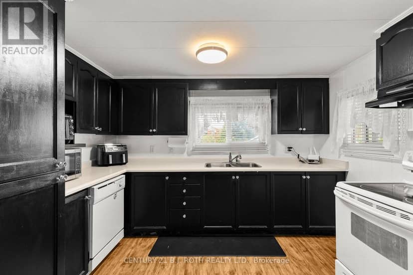 38 Cameron Drive — photo 7 of 29