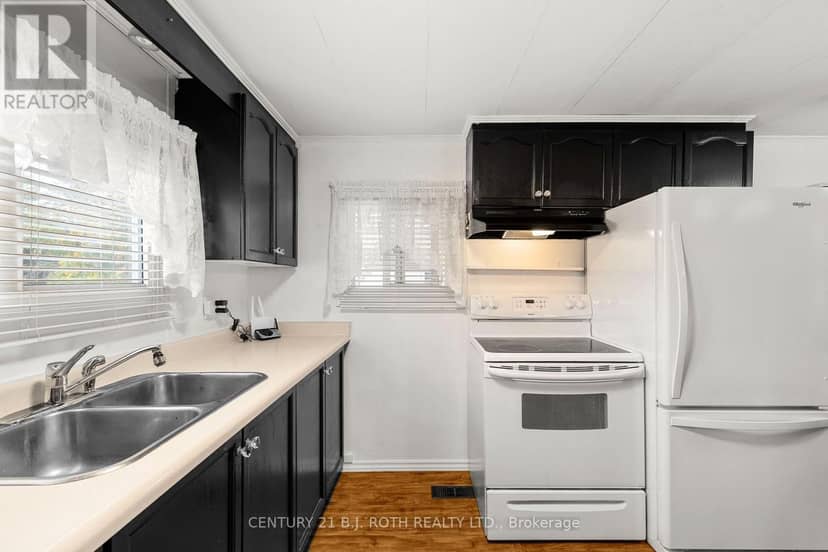 38 Cameron Drive — photo 8 of 29