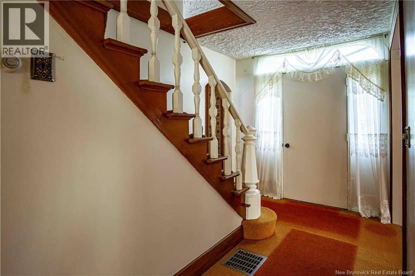 55 Hillcrest Street, Plaster Rock, photo 4