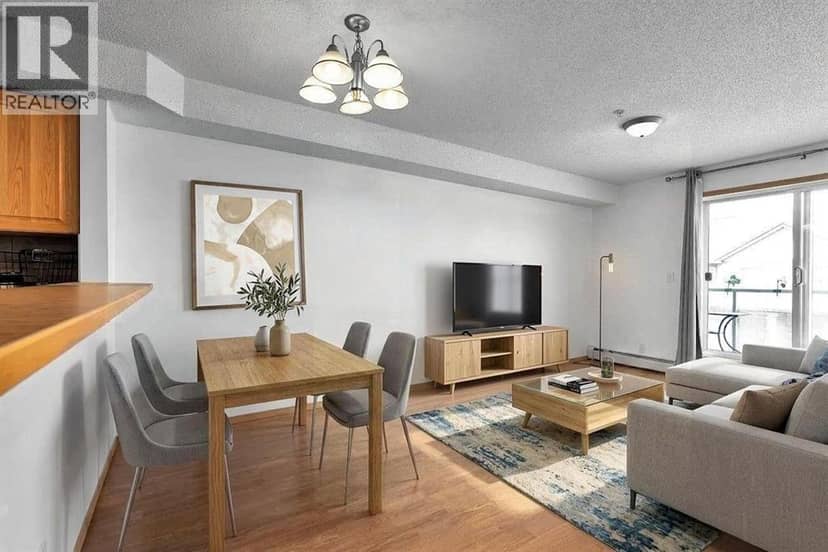 218, 92 Saddletree Court NE, Calgary, photo 4