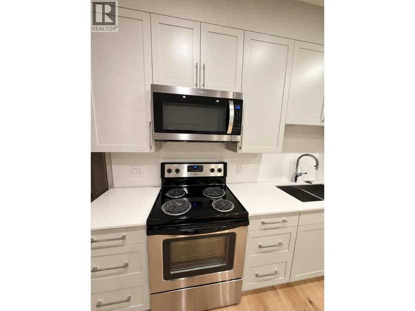 basement 848 ROSLYN BOULEVARD, North Vancouver, photo 7