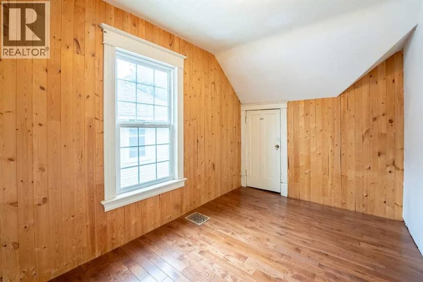 287 7A Avenue S — photo 24 of 40