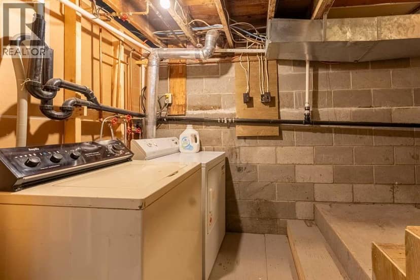 287 7A Avenue S — photo 35 of 40