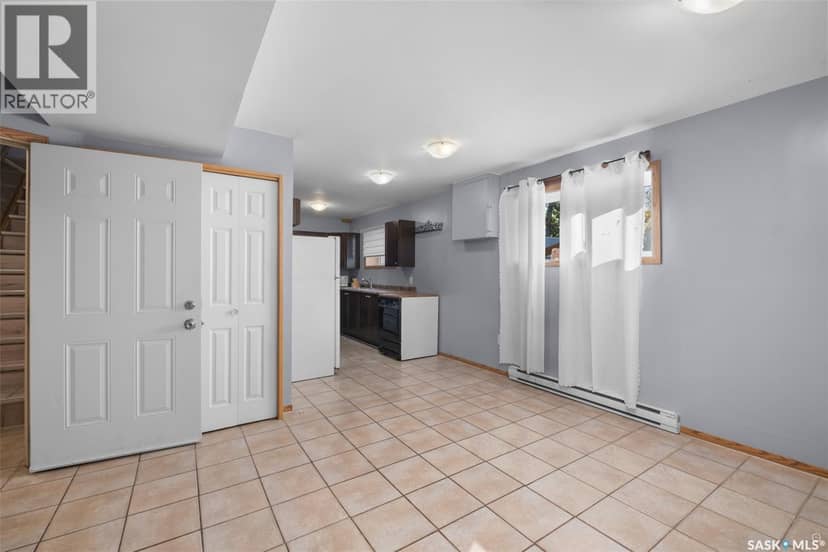 211 31st STREET E — photo 17 of 29