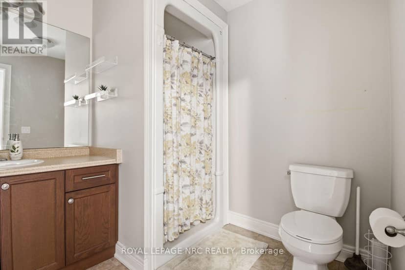 3945 Village Creek Drive — photo 19 of 28