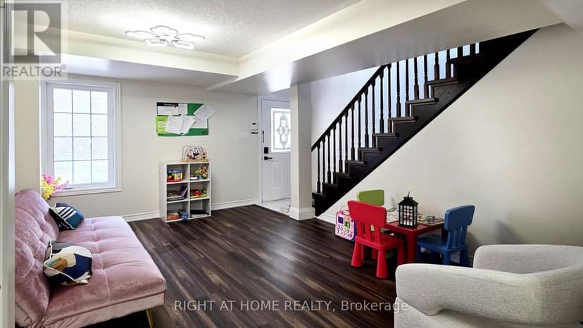11 Pottle Lane, Ajax, photo 2