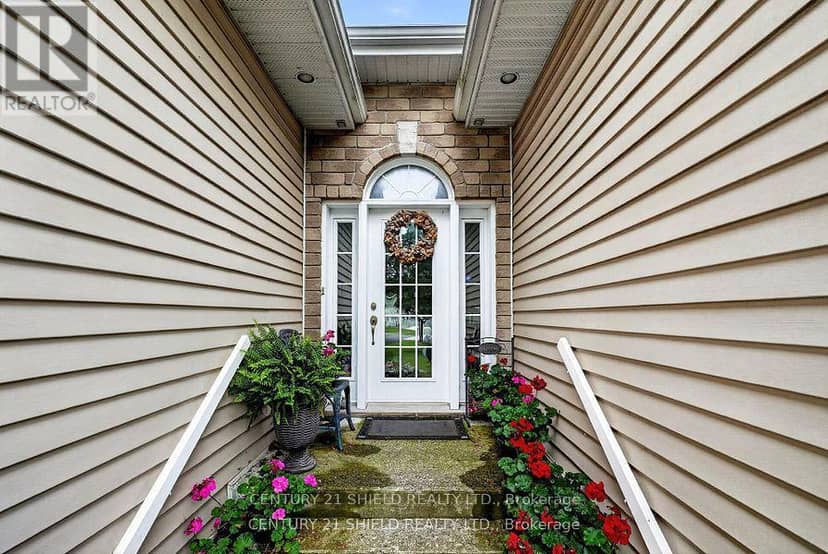 67 Front St Street, North Stormont, photo 5