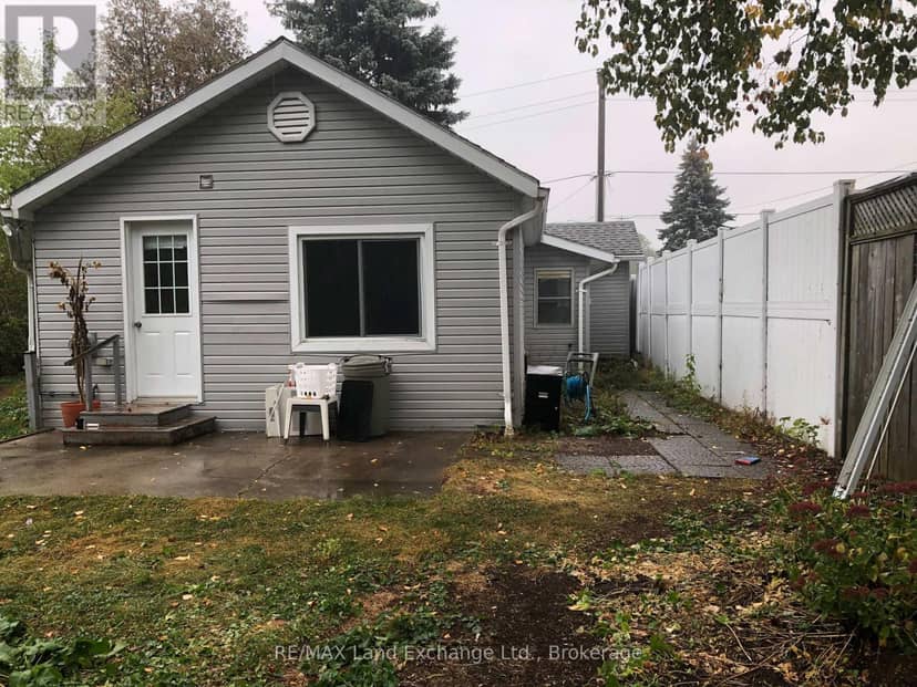 188 Broadway Street — photo 6 of 24