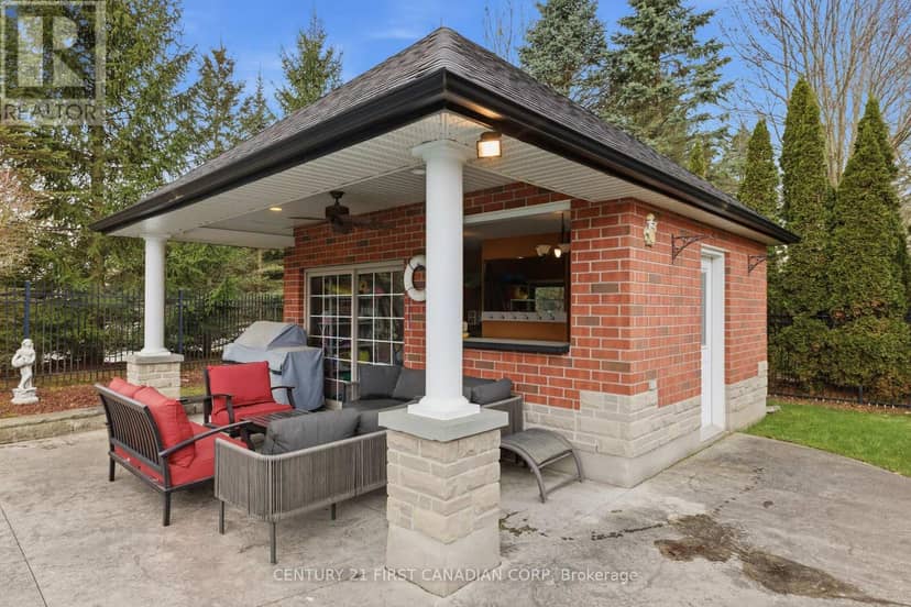 2 - 7222 Clayton Walk — photo 39 of 40