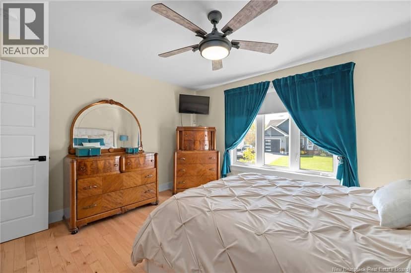 14 Robert Street — photo 20 of 40