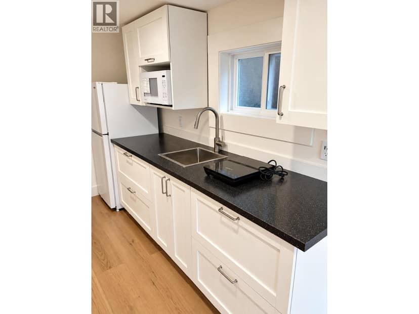 4147 W13TH AVE, Vancouver, photo 5