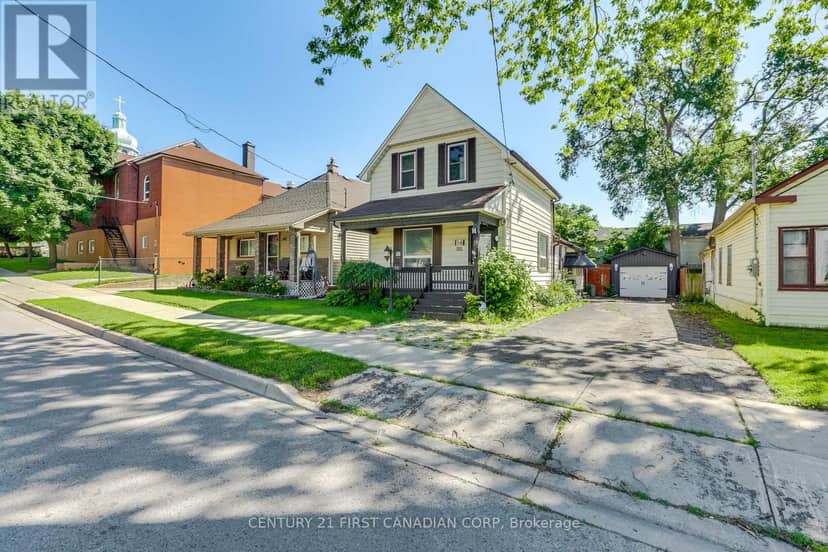 16 Lansdowne Avenue — photo 2 of 36
