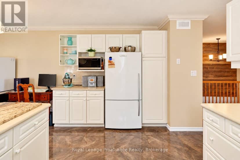 30 Heartwood Drive — photo 14 of 40