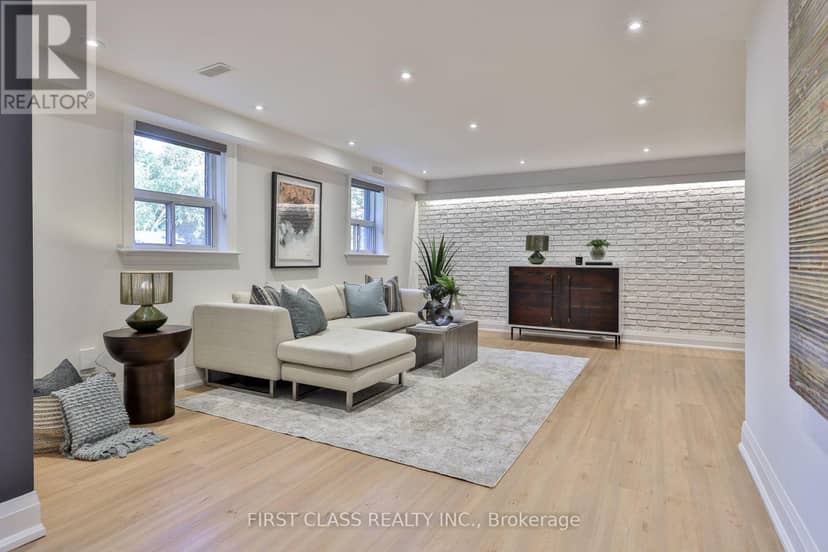 27 Delair Crescent — photo 28 of 40