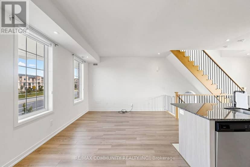 221 Harding Park Street — photo 14 of 39