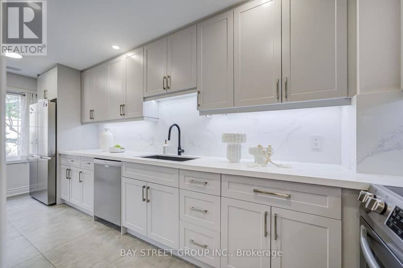 105 - 11 Everson Drive — photo 20 of 40