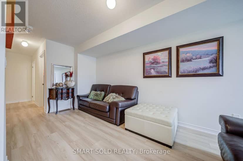 2871 Whites Road, Pickering, photo 8