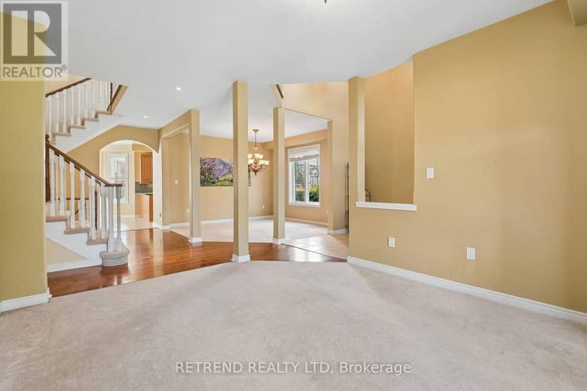 36 Sandringham Drive — photo 5 of 38
