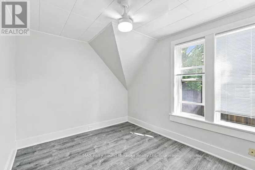 18 William Street — photo 25 of 40