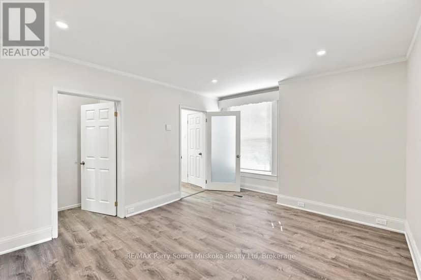 18 William Street, Parry Sound, photo 7