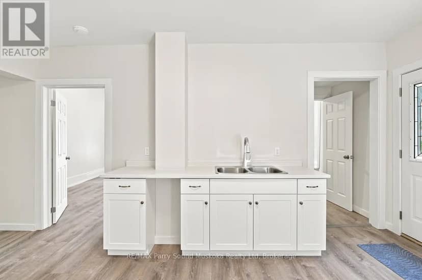 18 William Street — photo 9 of 40