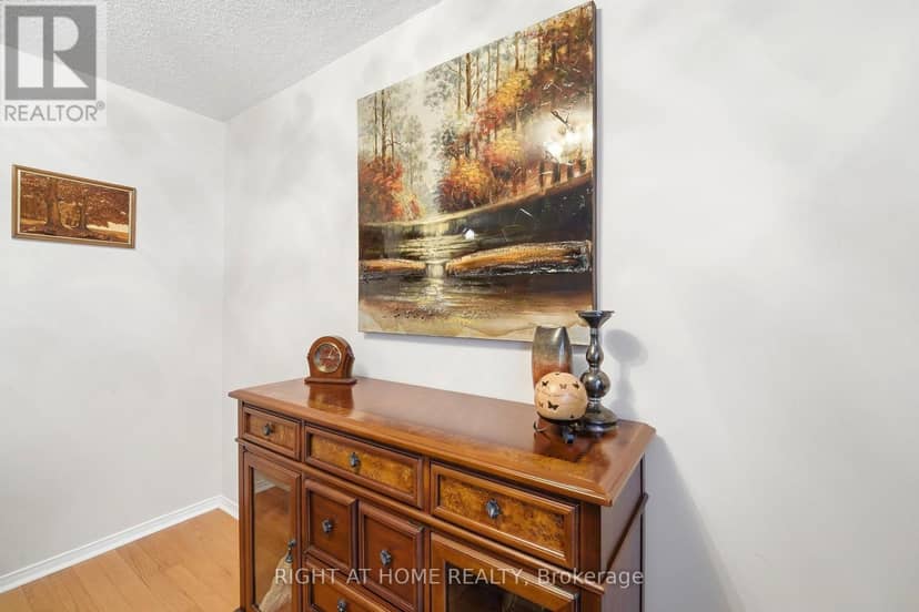 2 - 23 West Deane Park Drive — photo 16 of 36