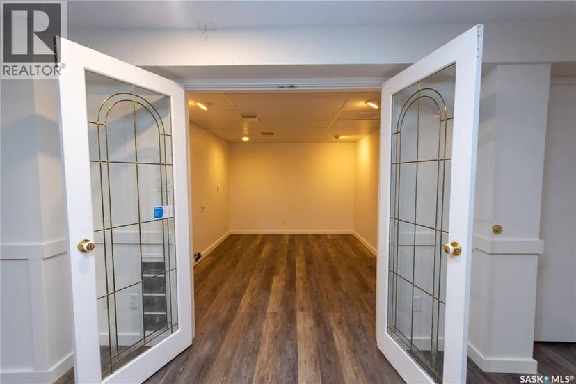 10710 Meighen CRESCENT — photo 36 of 40