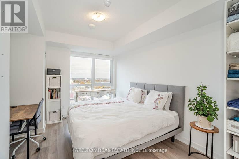 1304 - 1603 Eglinton Avenue W — photo 10 of 25