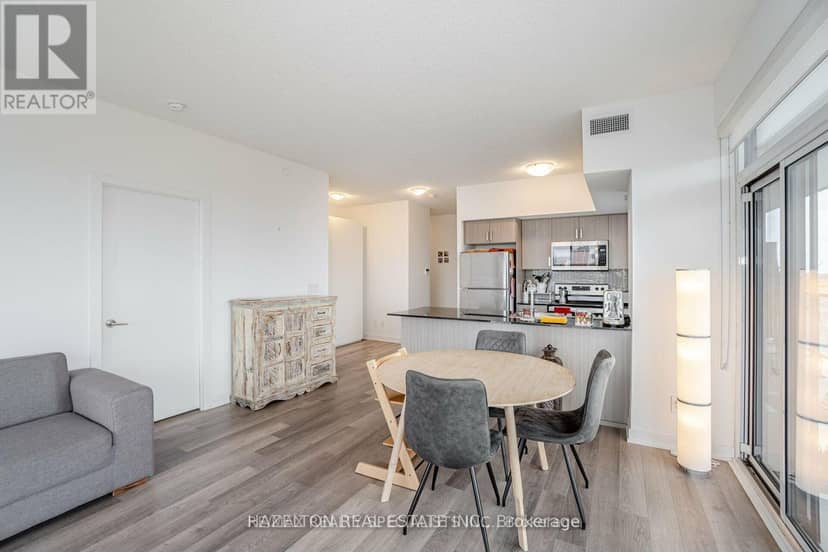 1304 - 1603 Eglinton Avenue W, Toronto, photo 3
