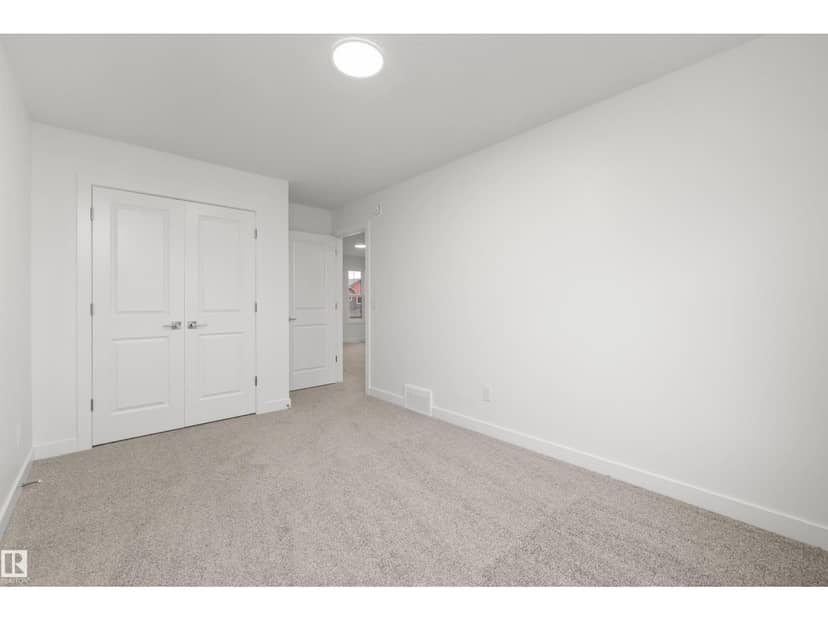 8520 183 AV NW — photo 27 of 40