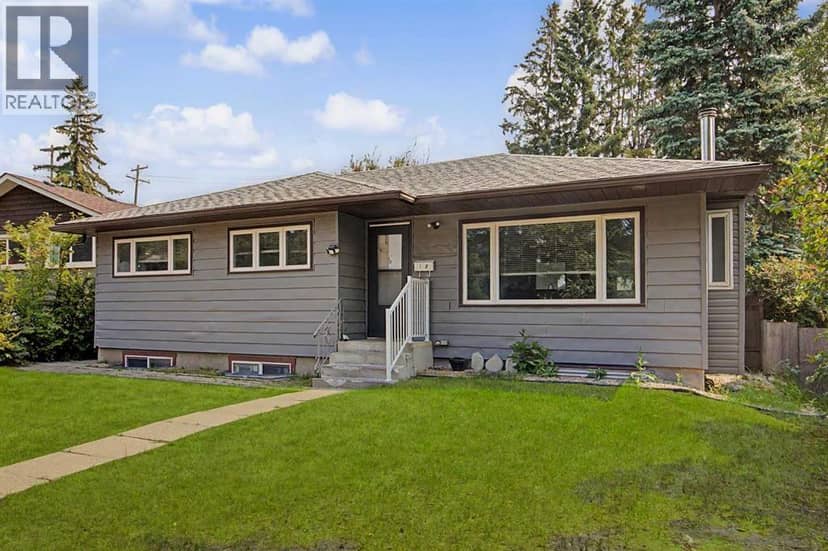 18 Collingwood Place NW, Calgary