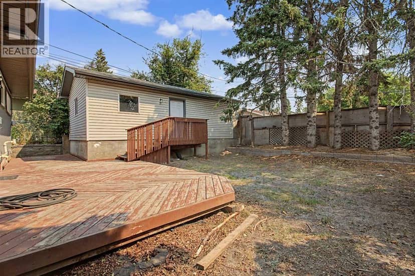 18 Collingwood Place NW — photo 31 of 40
