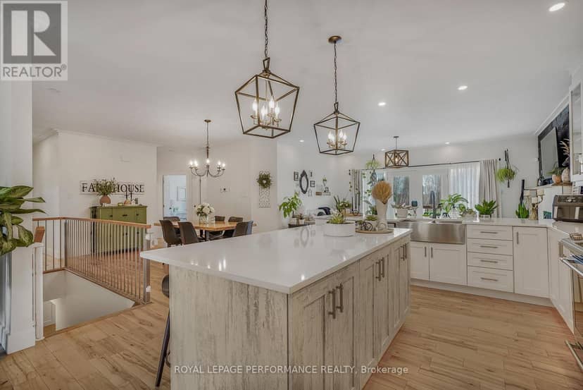 1560 Sandy Hill Road — photo 9 of 40