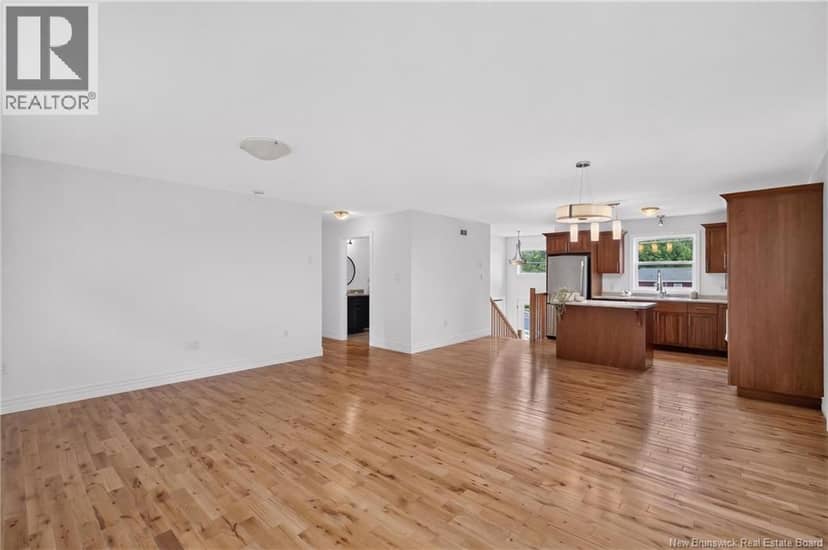 1528 Lincoln Road — photo 9 of 40